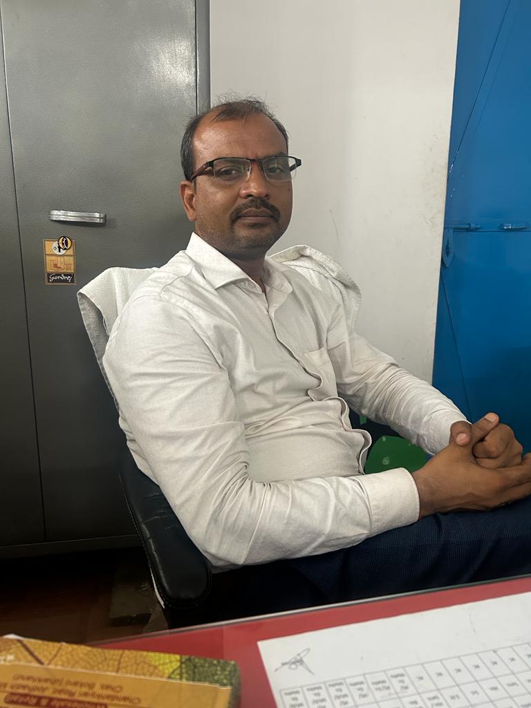 Secretary Photo